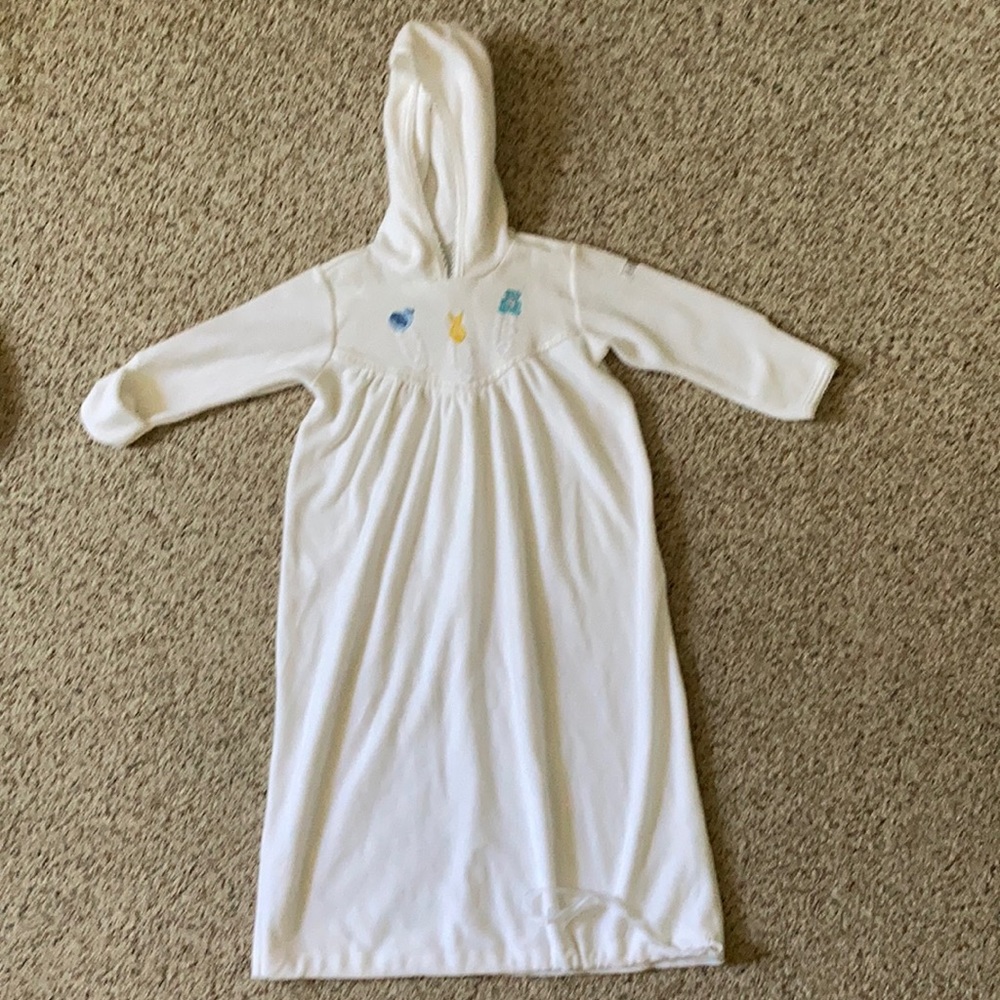 Hooded baby gown